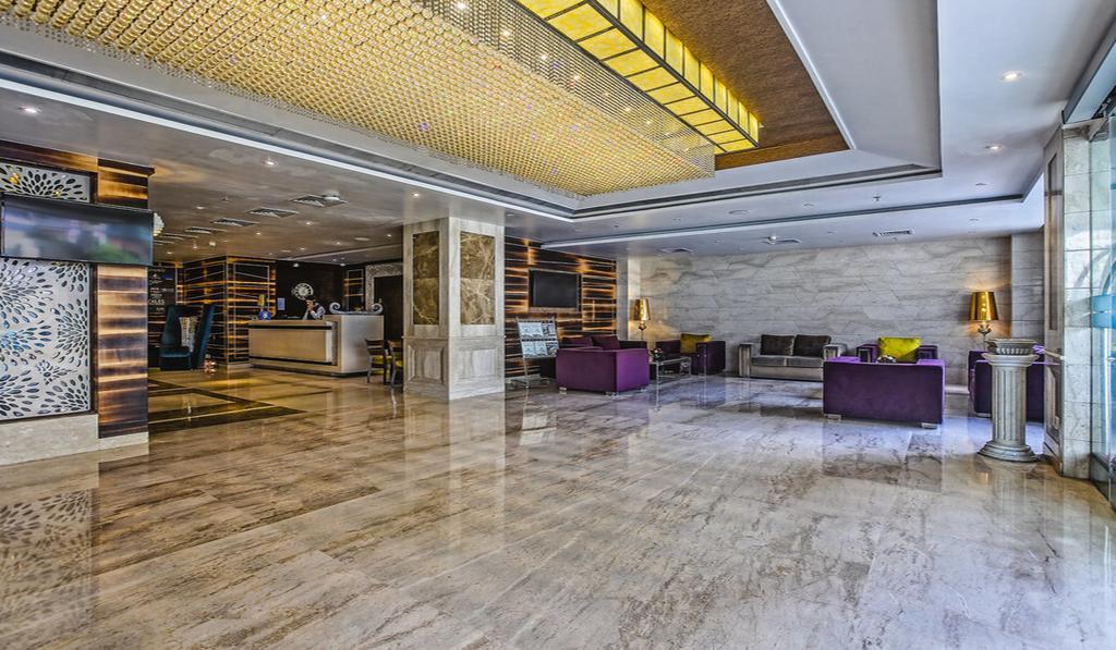 Hotel Renest